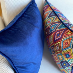 Abstract Pillow Cover, Velvet Throw Pillow, Colorful Cushion, Modern Home, DecorUnique Design, Piping Detail, Rainbow Colors, Zipper Closure, High-Quality Fabric, Custom Pillow Sizes, Vibrant Home Accessories, Living Room Decor, Bedroom Accents
