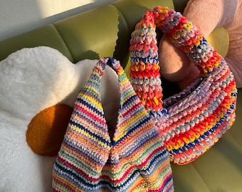 The Dumpling Bag (2 SIZES) crochet pattern + video tutorial, beginner-friendly crochet pattern, original design by bygalk.