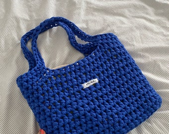 EASY Crochet Bag Pattern + Video tutorial: Trendy Everyday Handbag -  Crochet totebag Pattern for beginners with step by step photo guide!