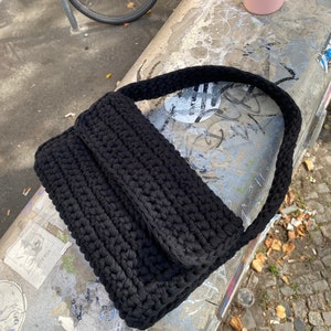 Patrón de bolso de crochet fácil + Videotutorial / Patrón de crochet para bolso bandolera, bolso de mano y bolso con solapa para principiantes / Bolso de crochet fácil de hacer tú mismo