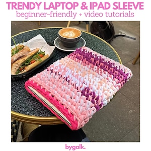 EASY Crochet laptop & ipad Sleeve Pattern for ALL sizes - Beginner Friendly Crochet Tutorial with guiding photos + Video tutorial