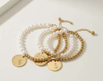 Personalized Initial Bracelet Jewelry for Mum Birth Flower Sentimental Mother of Pearl Premium Pearl & Gold Coin Mother's Day UK Gift Set