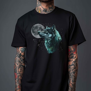 Vintage Wolf 90s Graphic Shirt Wolf Lovers Retro Tee 2000s Nature Moon Shirt Nostalgia Custom Unisex Oversize Tee Cute Wolf Gift Black Shirt