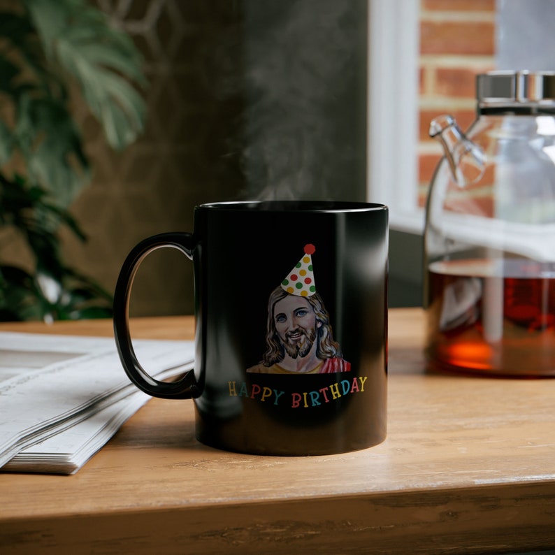 Taza navideña para un amigo Divertida taza de Jesús para la fiesta de Navidad Taza navideña fea Idea de regalo de mal gusto para un amigo Taza navideña única imagen 7