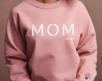 Personalized Mama Sweatshirt with Kid Names on Sleeve, Mothers Day Gift, Birthday Gift for Mom, New Mom Gift, Minimalist Cool Mom Sweater