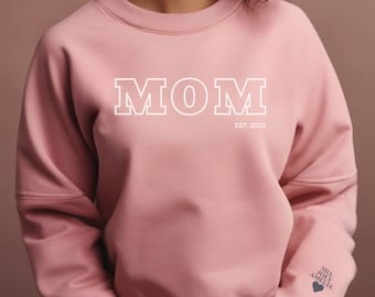 Personalized Mama Sweatshirt with Kid Names on Sleeve, Mothers Day Gift, Birthday Gift for Mom, New Mom Gift, Minimalist Cool Mom Sweater