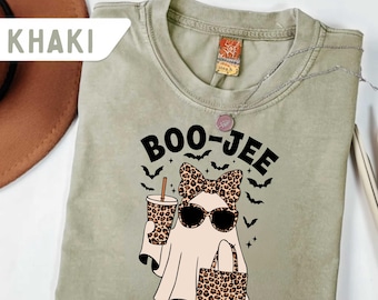 Comfort Colors® ブージー ゴーストシャツ ヒョウ柄ゴーストTシャツ、ゴーストコーヒーシャツ 面白い秋シャツ ゴーストTシャツ、ガーリーハロウィンギフト 2025 ブージーシャツ