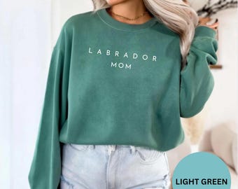 Sudadera de Labrador Retriever de colores cómodos, camiseta de laboratorio personalizada, regalo para mamá de labrador, regalos para mamá labradora, regalo para amantes de los perros, chocolate, labrador personalizado