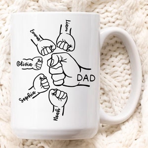 Personalisierte Papa Kaffeetasse Papa Becher mit Kindernamen Papa und Kinderhände Vatertag Geschenk von Kindertasse Papa Geschenk von Kindervater Kaffeetasse