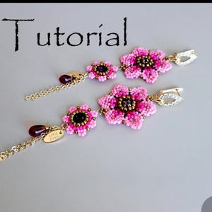 Anleitung für rosa Perlenohrringe mit Blumenmuster (PDF), Webmuster für Delica-Perlen, DIY-Ohrhänger mit Blumenmuster, Schmuckherstellungsleitfaden