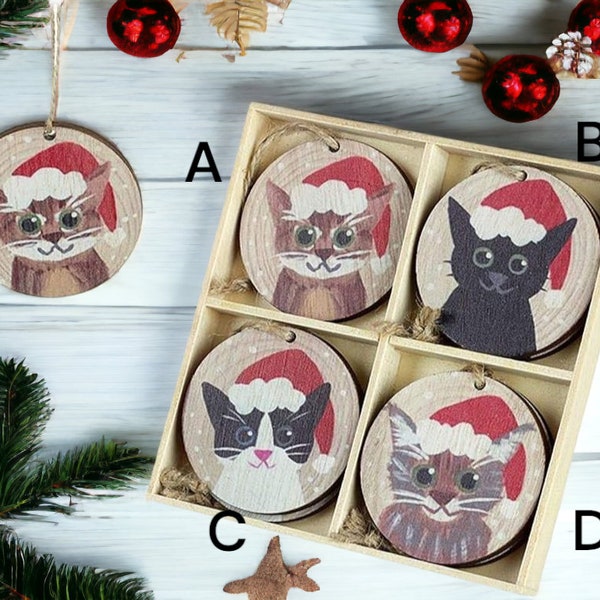 Wooden Christmas Cats in Hats Christmas Tree Decoration