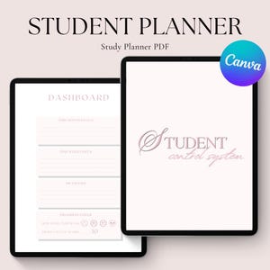 Può includere: Due tablet digitali che mostrano un pianificatore per studenti. Il testo "STUDENT PLANNER" e "Study Planner PDF" sono in alto. Un tablet mostra un layout del dashboard con sezioni per obiettivi e scadenze.