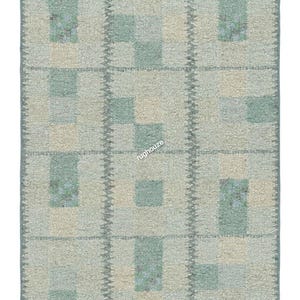 Hand Woven Wool Kilim Rug: Green Scandinavian Boho Design