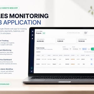 Könnte beinhalten: Ein Laptop zeigt die Benutzeroberfläche einer Webanwendung zur Verkaufsüberwachung mit einem Dashboard für Projektverfolgung, Zahlungsüberwachung und Analysen. Der Bildschirm enthält Text wie Google Sheets Web App und Project Overview.
