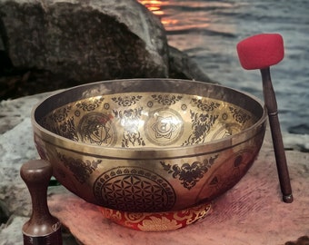 432Hz Perfect Pitch 3rd Octave Chakra D Note 22 Inches Hand Hammered Foot Carved Extra Large Standing Singing Bowl