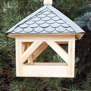 bird feeder for hanging half-timbered house