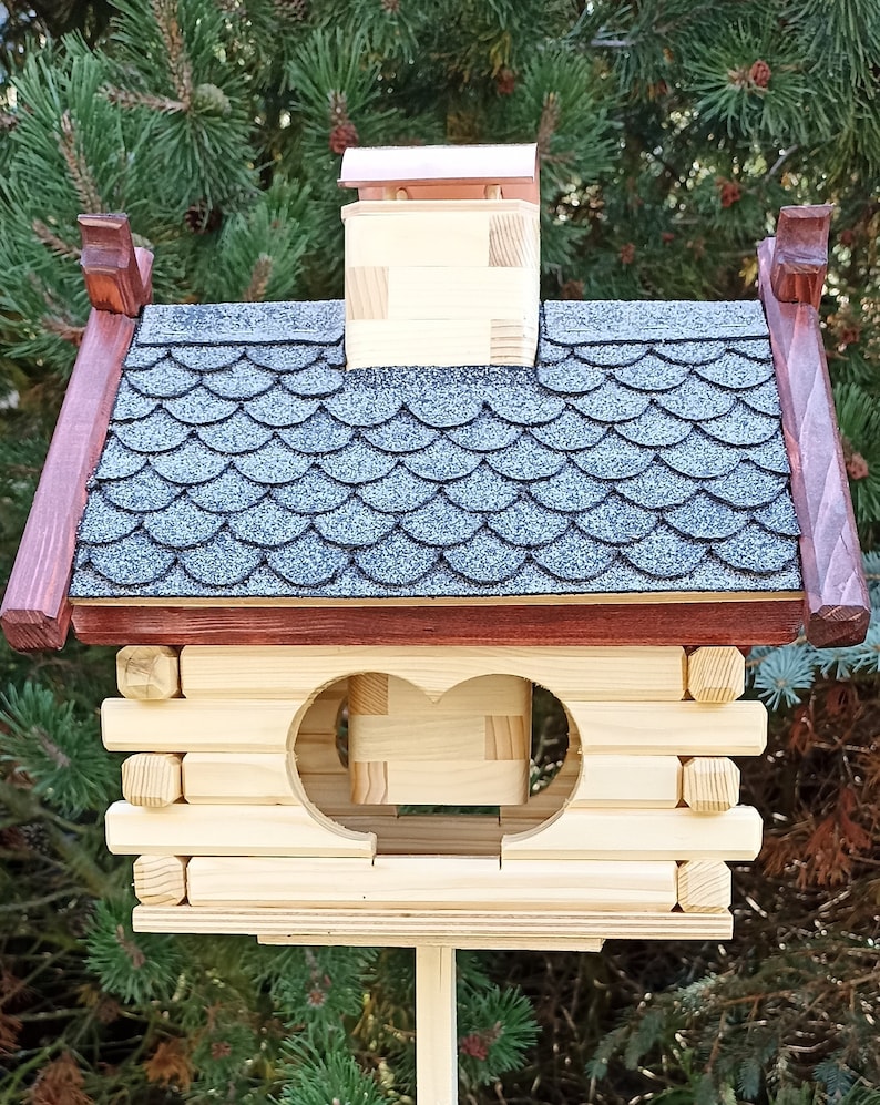 Vogelfutterhaus Bild 1