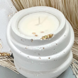 Handcrafted Soy Wax Candle in Modern Concrete Container – Eco-Friendly, Luxury Scented Candle, Minimalist Home Décor, Perfect Gift