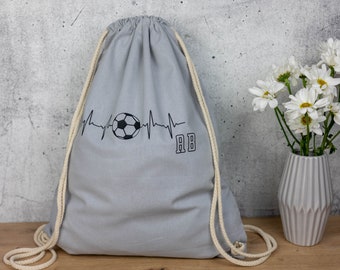 Gymtasche Stoffbeutel Stoffrucksack Fußball Herzschlag / Geschenk für Spieler / Abschiedsgeschenk für Trainer / Turnbeutel mit Initialen