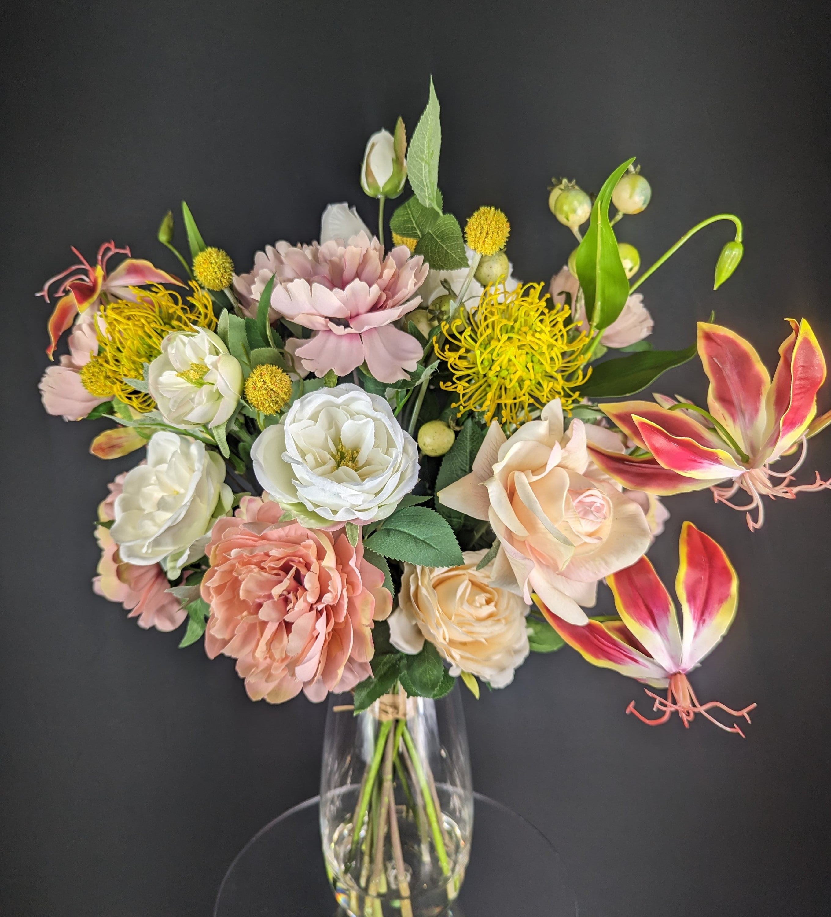 Large SPRING Mix Floral Arrangement 23, English Garden Flowers, Real