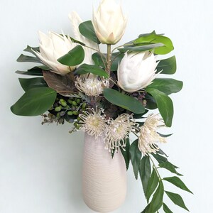 White Protea Arrangement in White Ceramic Vase 22&quot;, Protea Silk Flower in Vase, Tropical Flower Arrangement, Spring Faux Flowers