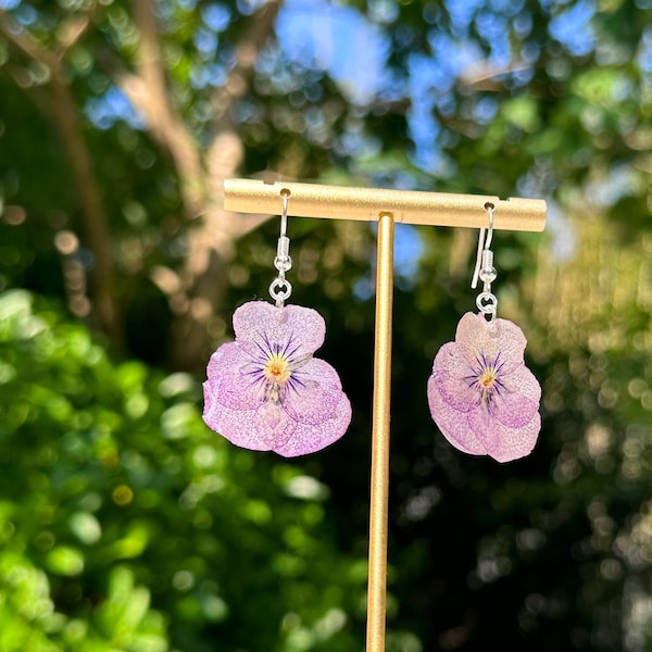 Pressed Pansy Earrings, Real Pansy Flower Earrings, Dried Violet Flower Jewelry, Purple Floral Earrings, Wedding Bridesmaid EarringS