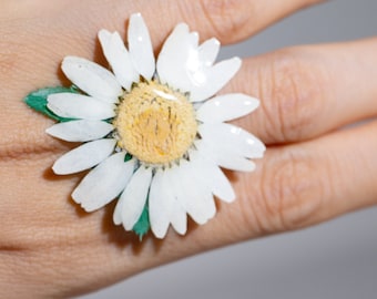 Pink Cherry Blossom Ring, Dried Real Daisy Flower Ring, Pressed Flower Resin Ring, Best Gift For Nature Lover, Wedding Ring, Bridesmaid Ring