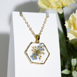 Real Forget-me-not Flower Necklace, Pressed Forget-me-not Necklace, Dried Flower Necklace, Botanical Pendant Necklace, Real Flower Necklace