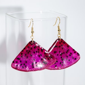 Pressed Pitaya Earrings, Real Dragon Fruit Earrings, Scalloped Dried Dragon Slice Resin Fruit Earrings, Fruit Jewelry, Fruit Dangle Earrings