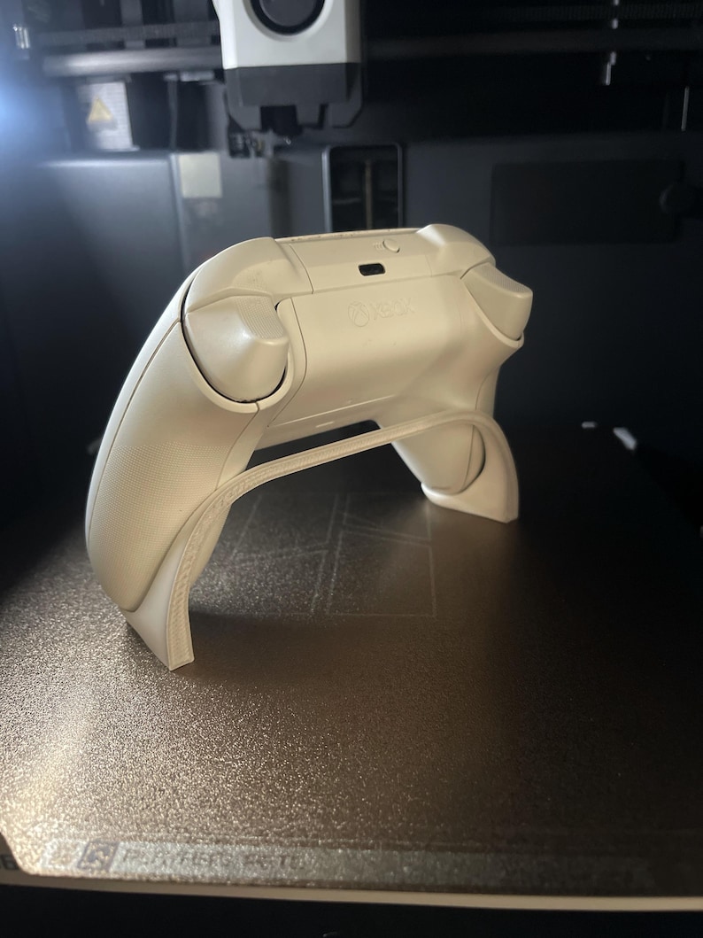 Xbox One Series X/S Controller Invisible Stand image 7