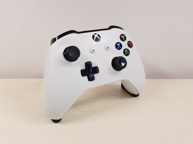 Xbox One Series X/S Controller Invisible Stand image 1