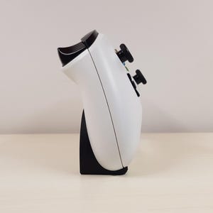 Xbox One Series X/S Controller Invisible Stand image 5