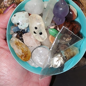 CRYSTAL MYSTERY SCOOPS! Crystal Confetti, Mystery Crystal Scoop, Surprise Crystal Mix, Confetti Scoops, Mystery Scoops