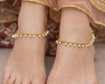 Cavigliere indiane placcate in oro con perle, gioielli Sangeet
