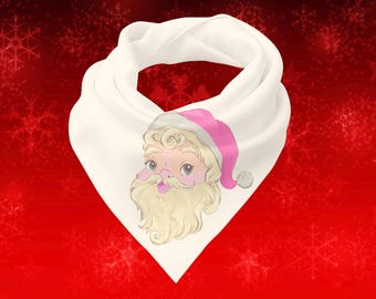 ピンクパステルのクリスマス犬用バンダナ、レトロなサンタ風ホリデー