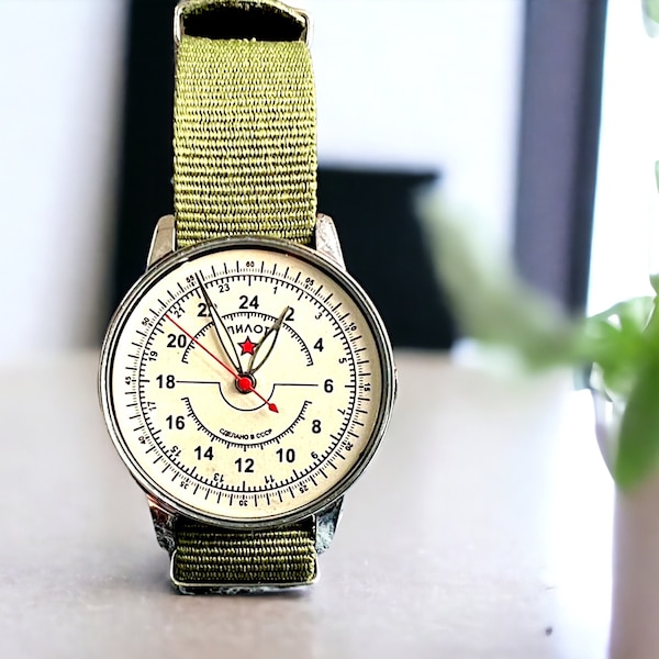 Montre pilote Raketa militaire soviétique rétro Old CCCP