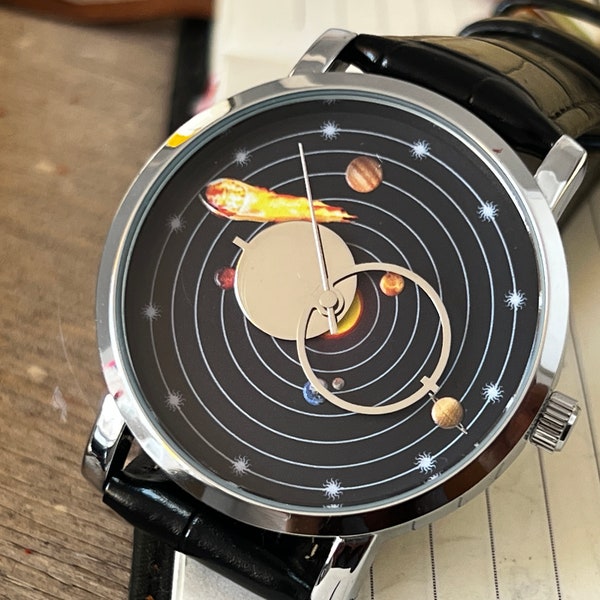 Montre Space Kopernik Copernicus Moon Retro originaire d'Union soviétique. Montres soleil-lune, montre mécanique soviétique, montre Kopernik Copernic.