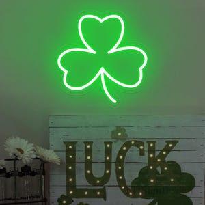 Letrero de neón con forma de trébol, luz LED de neón personalizada con forma de trébol para el día de San Patricio, decoración de pared para el hogar, luz irlandesa de la suerte, regalo irlandés