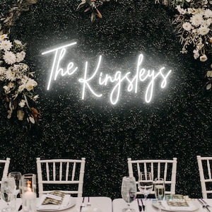 Custom Wedding Initials Neon Sign,Minimalist Wedding Monogram,Couple Name Light,Mr and Mrs Monogram,Rustic Wedding Backdrop Reception Decor