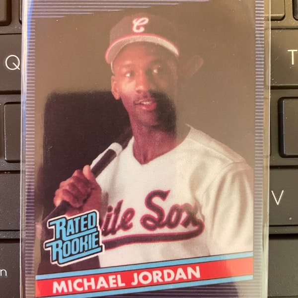 MICHAEL JORDAN - Baseball Card as Pictured