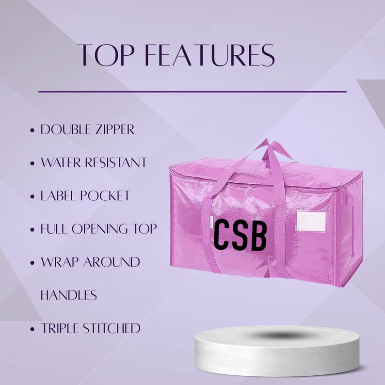 Op de afbeelding: Een roze opbergtas met de letters "CSB" op de voorkant. De tas heeft een dubbele ritssluiting, een etiketvak en wikkelhandvatten. De tekst "TOP FEATURES" staat bovenaan de afbeelding.