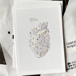 Ensemble de 2 cartes postales + 1 cœur ukrainien GRATUIT ! Artiste ukrainien, fleurs ukrainiennes, cœur ukrainien. Cartes postales basées sur ma peinture