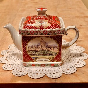 Sadler Windsor Castle Teapot - Etsy Sadler Windsor Castle Teapot - Etsy