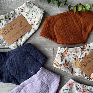 Baby scarf with integrated herbal pad pocket, insert for herbal pads, triangular scarf, bib, burp cloth, bib 0-40 months