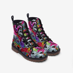 Unisex Fit Rainbow Grunge Skull Goth Casual Leather Lightweight Boots