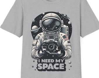 T-shirt astronauta spaziale, camicia Need my space, regalo fotografo, camicia artista, camicia privacy, maglietta divertente per giocatore