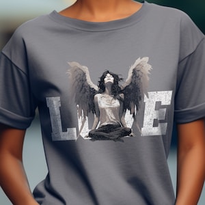 Camisa de colores cómodos con amor de ángel, amor de querubín con alas, camisa de ángel, espíritu que se eleva con vibra positiva, regalo de amuleto querubín para amigo, estampado de paz interior