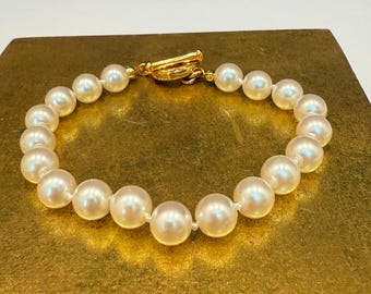 Vintage Carolee String Faux White Pearl Bracelet T-Bar Clasp Dainty