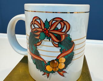 Vintage J.I.I Ceramic Wreath Christmas Mug Coffee Tea 1990s Xmas