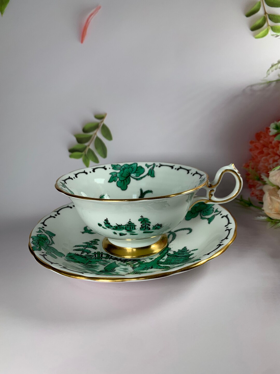 Vintage Royal Chelsea Pekin Green White Wide Teacup Saucer Emerald Tea Set Saucer Art Scene